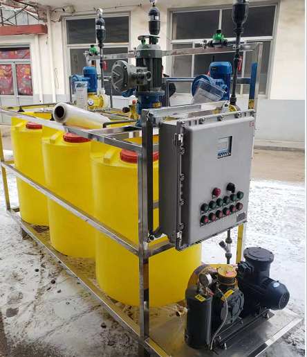 全自動加藥裝置設(shè)備用途，全自動智能加藥裝置價(jià)格，加藥裝置詳細(xì)介紹