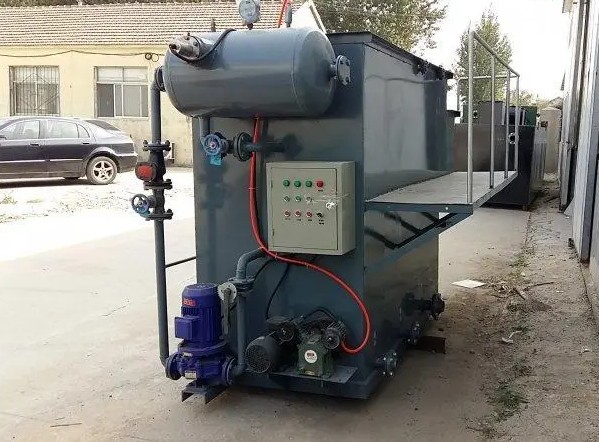 溶氣式氣浮機(jī)工作原理是什么樣的，我總結(jié)了三點(diǎn)，看看你知道不？02