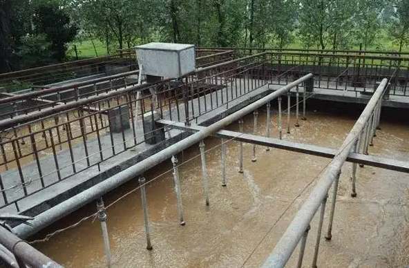 水解酸化池和厭氧池的區(qū)別在哪里？（污水處理水解酸化原理）